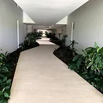 Lujoso Apartamento Frente Al Mar